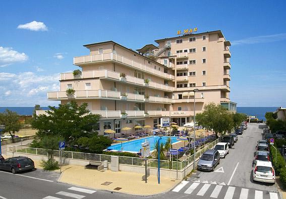 Hotel Man Lido Di Savio Exteriör bild